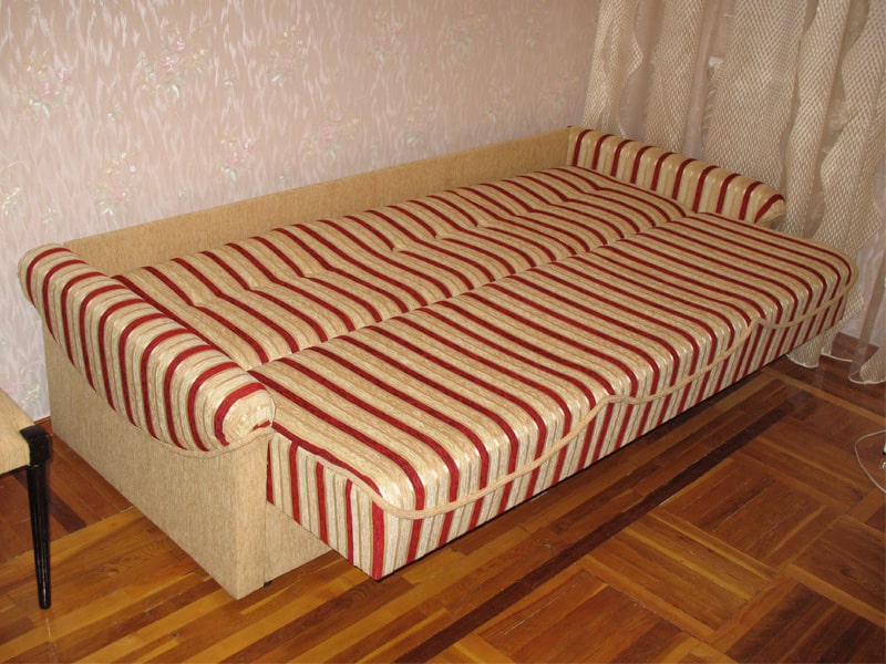 Перетяжка дивану